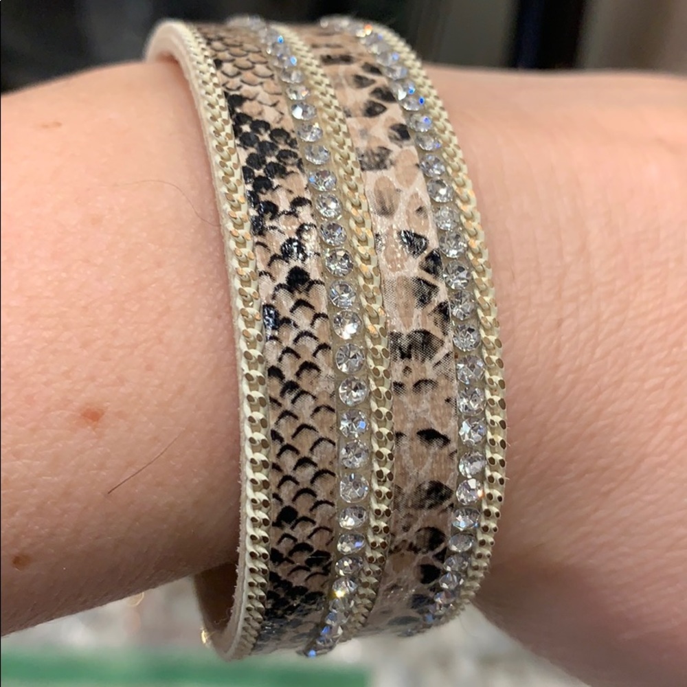 Python Print Leather Magnetic Crystal Bracelet